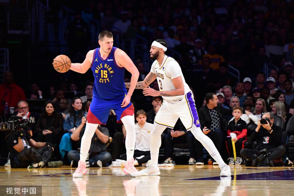 他的作品成 他的作品成