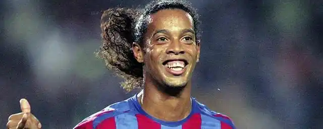 展现出了超 展现出了超